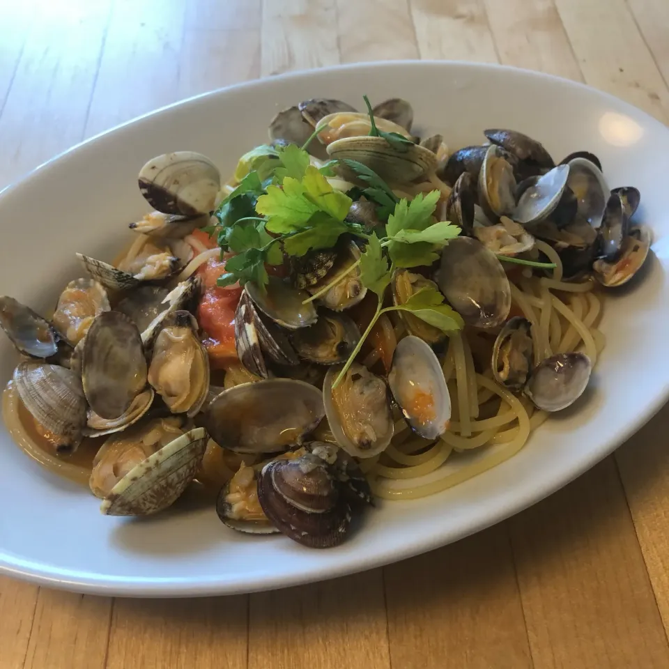 Snapdishの料理写真:Spaghetti alle Vongole macchiato|Takeshi Kuraishiさん