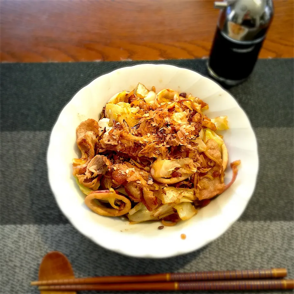 豚、イカ ソース焼きそば|yakinasuさん