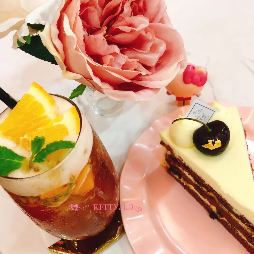 🍹Tea chanh Leo cam xoai (Passion fruit ，orange 🍊mango tea🍃❄️
Black Forest cake|🎀Kittyna🌸さん