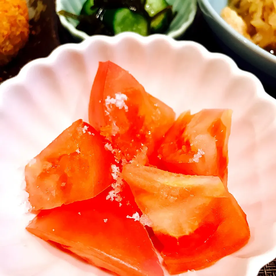 とまとにお砂糖
とまとにお砂糖かけると美味しいと聞いたのでチャレンジ🍅
#とまとに砂糖
#フレッシュトマト
#とまと|あお♡あおさん