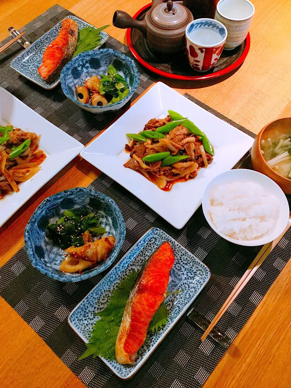 牛肉と新玉葱のBBQソース炒め、
塩鮭|papinさん