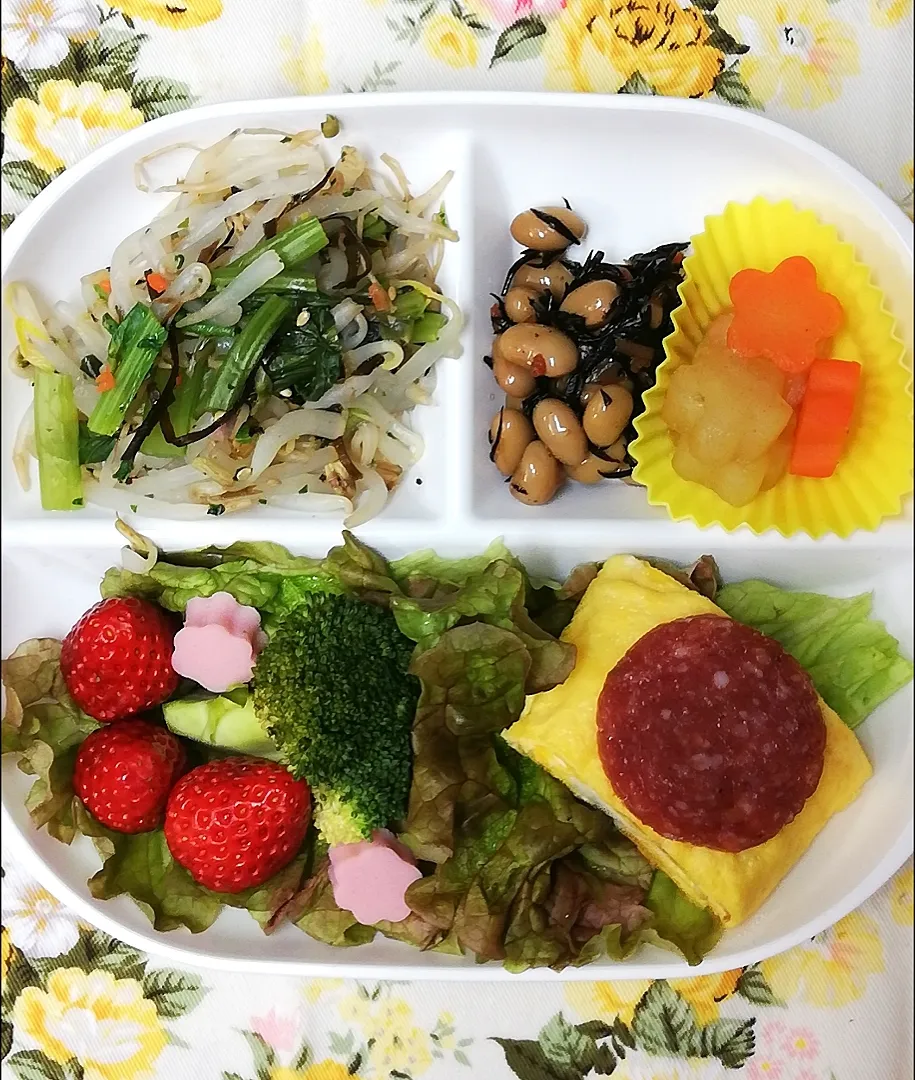 Snapdishの料理写真:3月24日朝食は5食分|PUIPUIさん