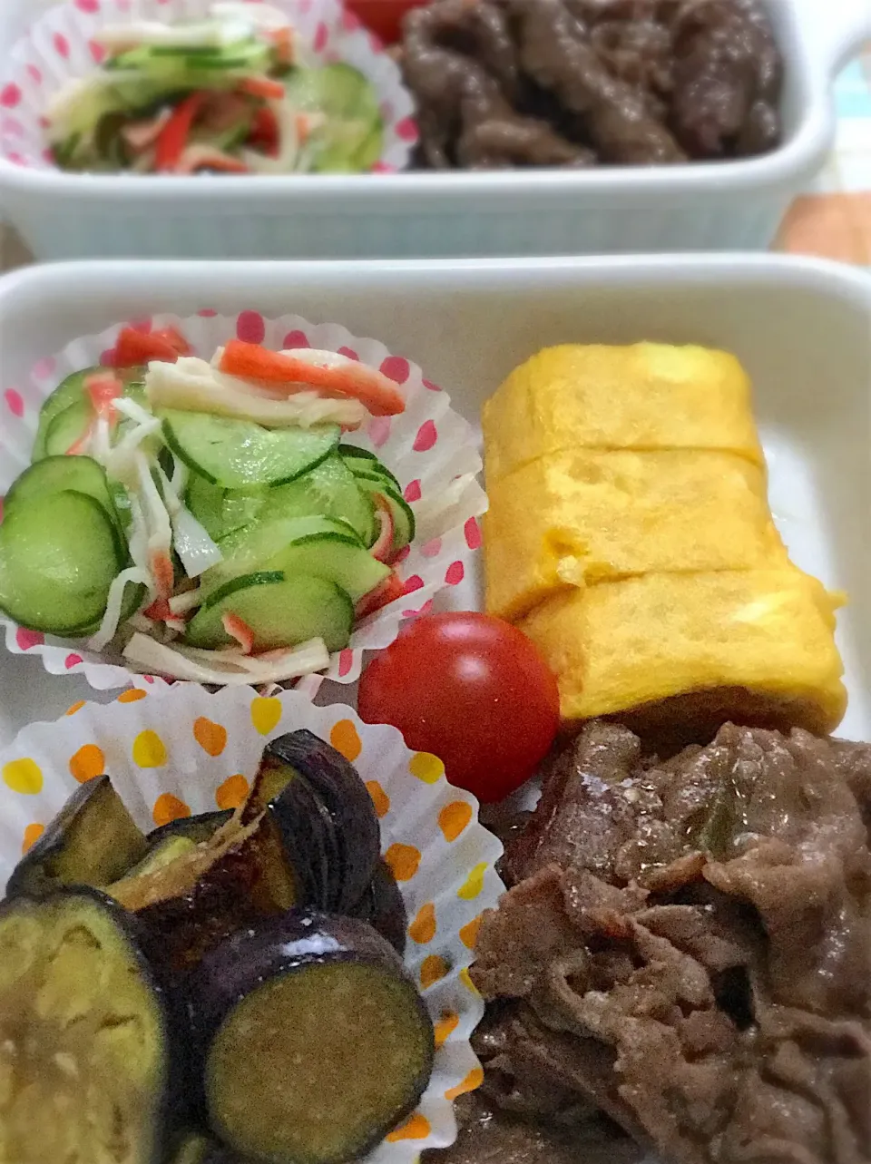 Snapdishの料理写真:次女も給食終了で、置き弁当２つ！
子供が二人でよかったと思う瞬間の一つだな|yukoさん