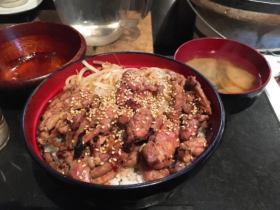 Snapdishの料理写真:ジンギスカン丼|chan mitsuさん