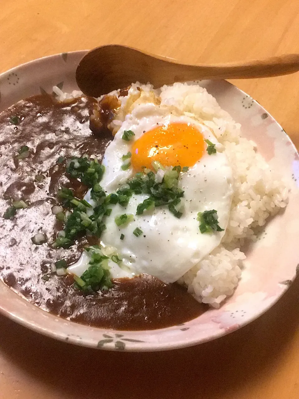 カレーライス目玉焼きのせ|Hikariさん