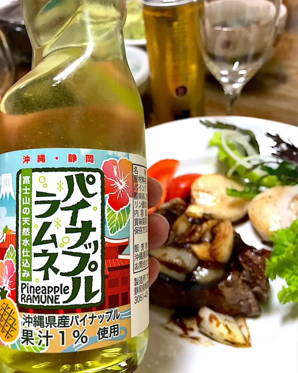 パイナップル🍍ラムネとステーキ🥩|Toru Satoさん