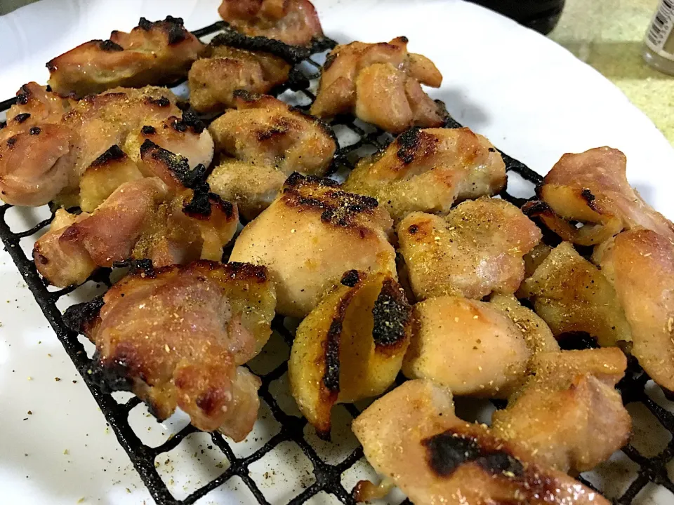 Snapdishの料理写真:鶏肉の炙り味噌焼き♪山椒をかけて！！|かおちゃんさん