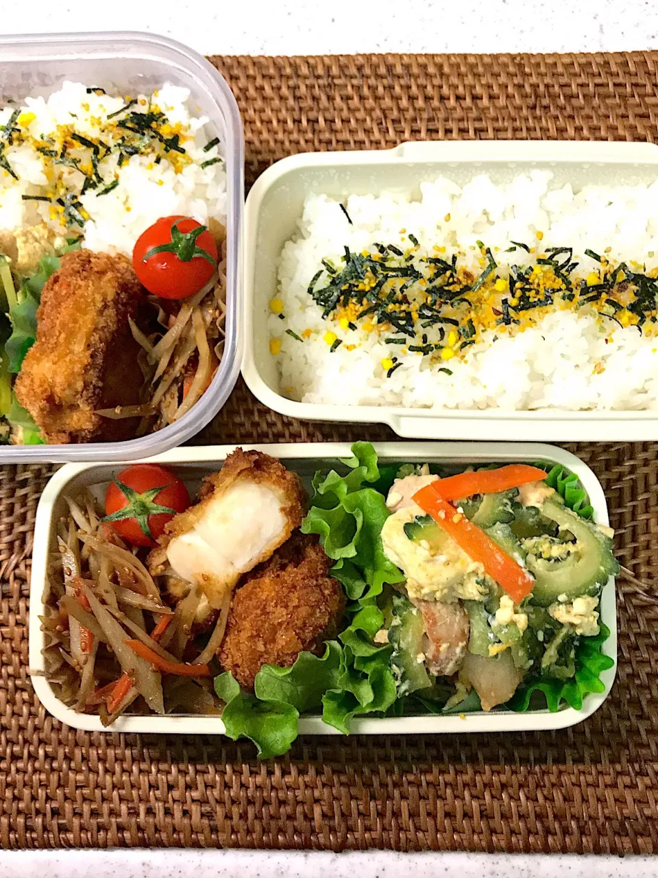 おじさん弁当🍱 ☆ Mar.26.2019 ☆
ついでにおばさん弁当🍱も😽


 #おじさん弁当 
 #おばさん弁当|ニャン太郎さん