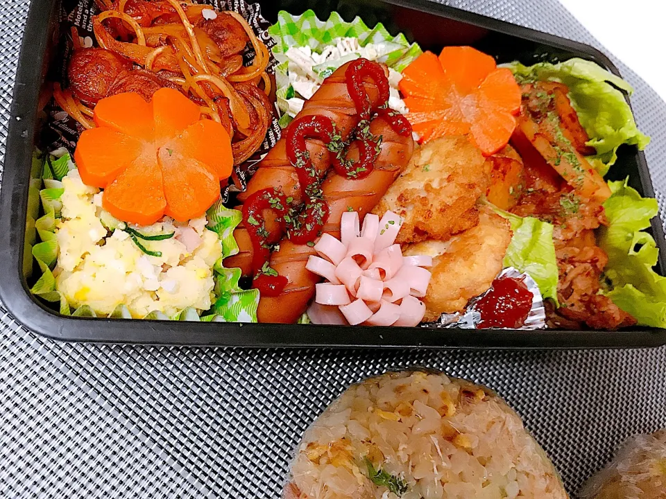 豚キムチ炒め弁当🐷|なぎさん