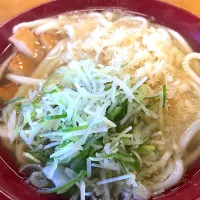 Snapdishの料理写真:さつま揚げ天かうどん|Masahiko Satohさん