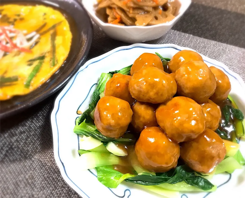 肉団子の甘酢あんかけ◡̈*♡|しおたんさん