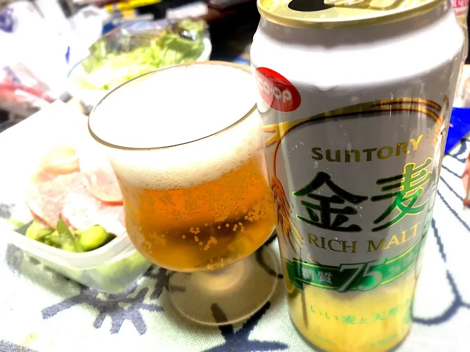 金麦リッチモルト 糖質75%オフ 
プチヘルシー晩酌🍻
#金麦  #糖質オフ #晩酌  #家飲み部  #SnapDish #第三のビール|sakumaさん