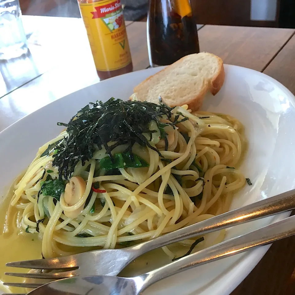 今日の女子会ランチ
ホウレンソウの和風スパゲティ🍝
2019.3.26|Yu Yu mamaさん