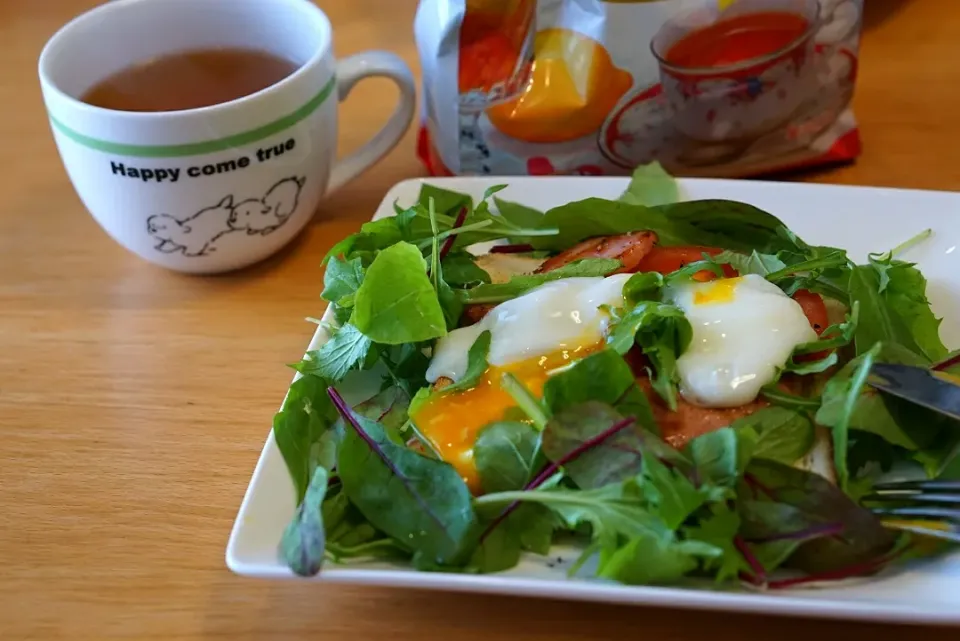 紅茶ありがとうございます。
今日の朝食。|こたろーさん