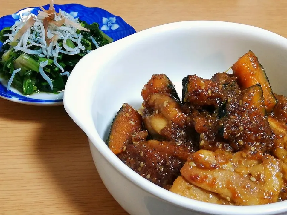 しらすとほうれん草のおひたし
胡麻の甘辛だれで鶏ももかぼちゃ焼き|あんみつさん