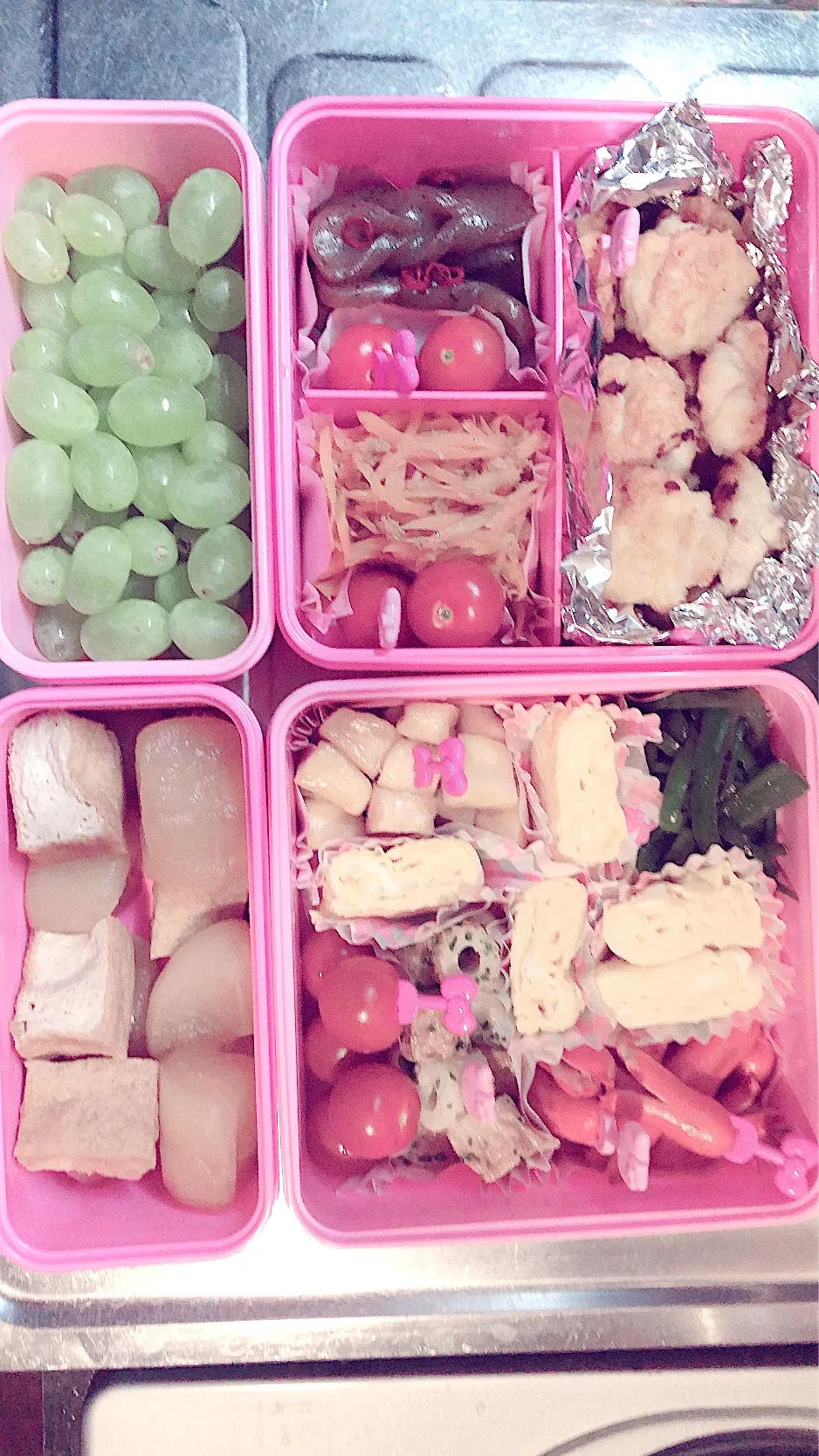 Snapdishの料理写真:お花見弁当|Mi Masuさん