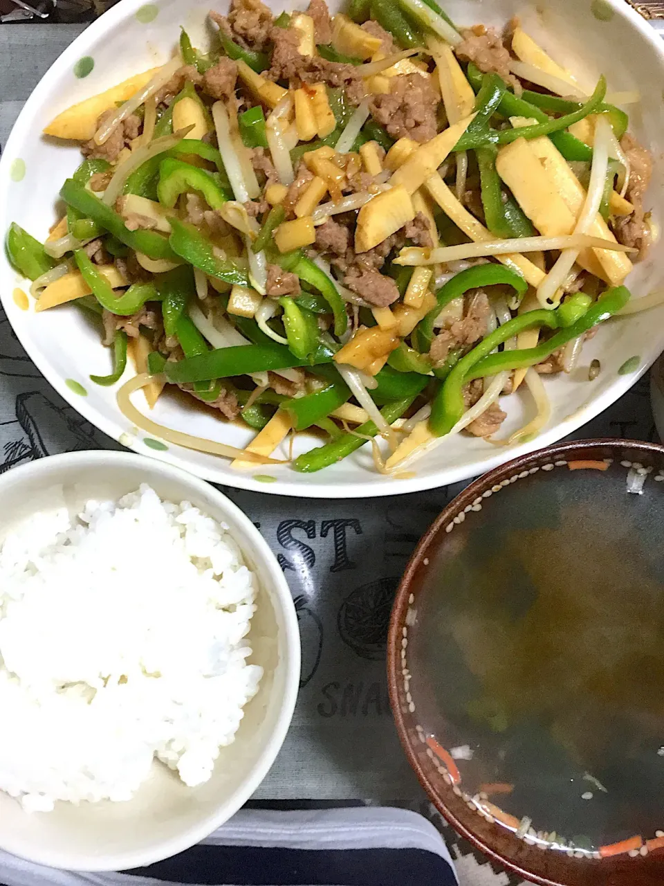 青椒肉絲と中華春雨スープ|あんこさん