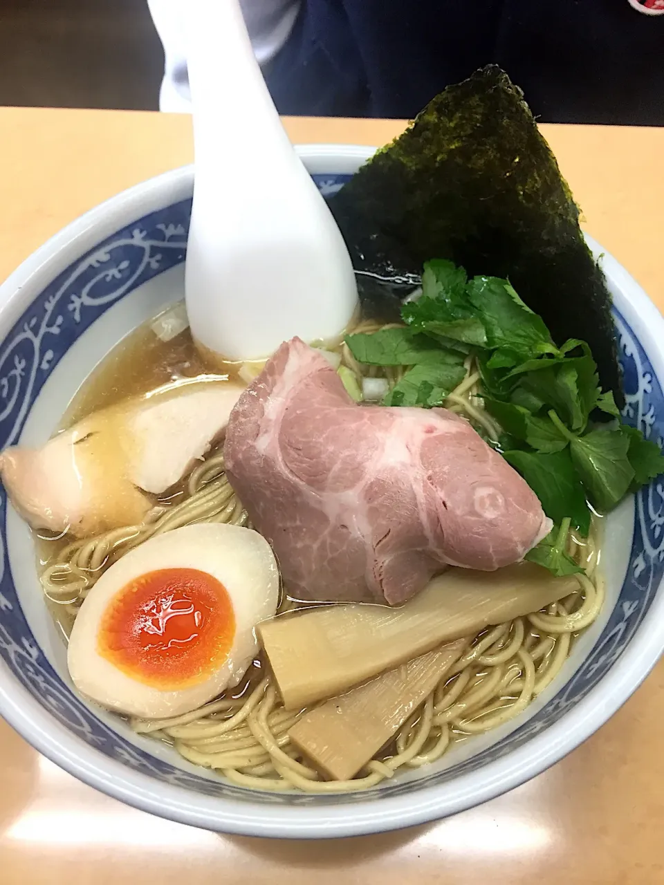 Snapdishの料理写真:煮干しそば・白@寿製麺 中華そば よしかわ（北上尾）|Kazuya Miyukiさん