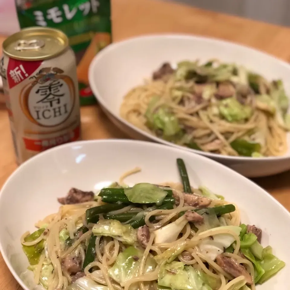 今日はさんま缶と春キャベツのワンパンパスタとノンアル🍺 #料理おっさん|けんたろうさん