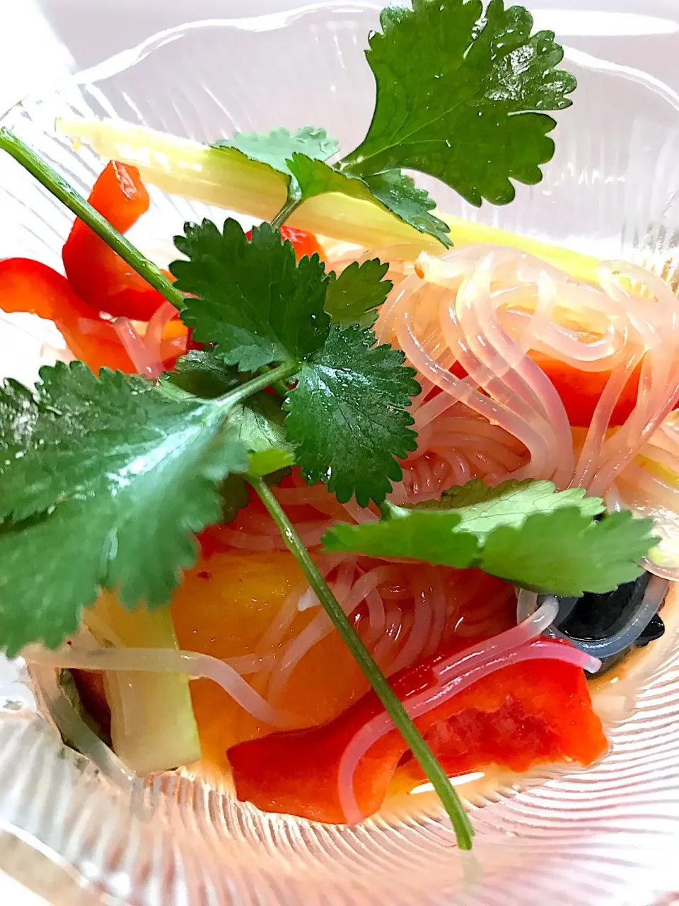 Snapdishの料理写真:タイ風サラダ🥗 ヤムウンセンに似てるかな⁉️|シュトママさん