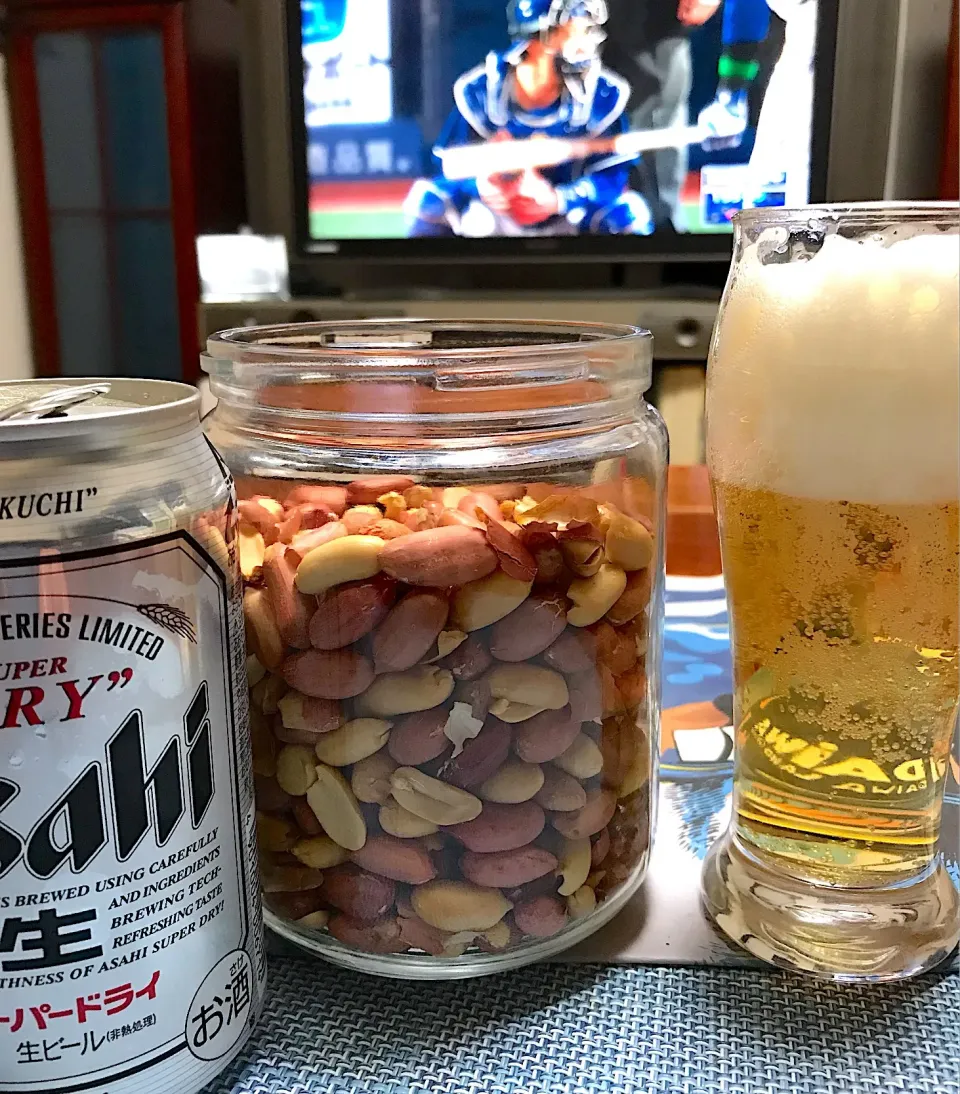 プロ野球が開幕にビール🍺と落花生|シュトママさん