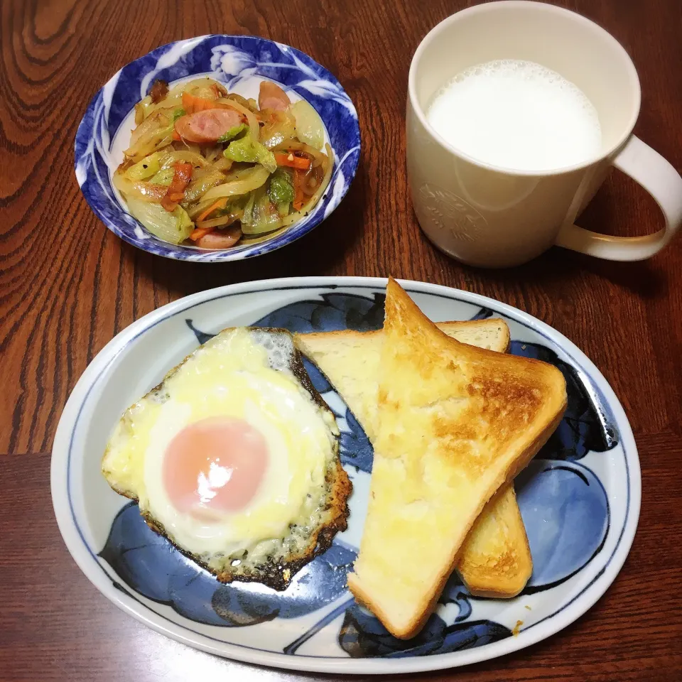 土曜の朝ごはん🍳|めいこさん