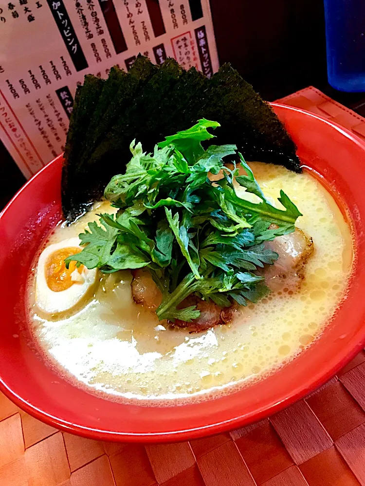 ✨漢の鶏白湯ラーメン✨|中さんさん