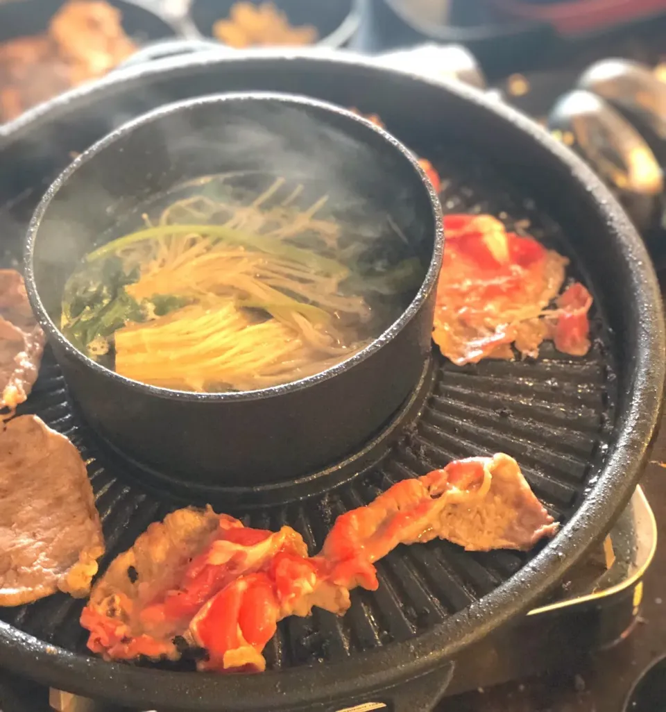 Snapdishの料理写真:Yakiniku buffet@ เนื้อหอม BBQ Buffet Salaya, Nakorn Pathom.|Chalinee Kalyanamitraさん