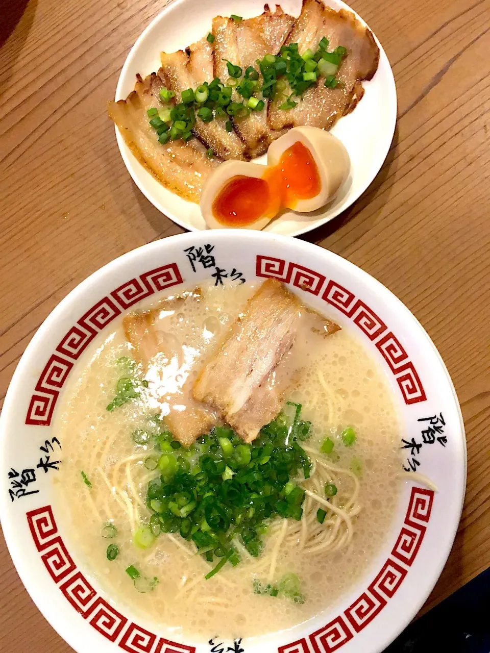 Japan’s Tonkotsu Ramen 😍❤️|Janeさん