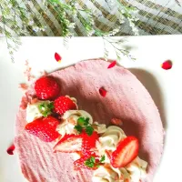 Snapdishの料理写真:イチゴとサクラのロークレープ
#rawsweets #rawcrepe|Akemi Washiyamaさん