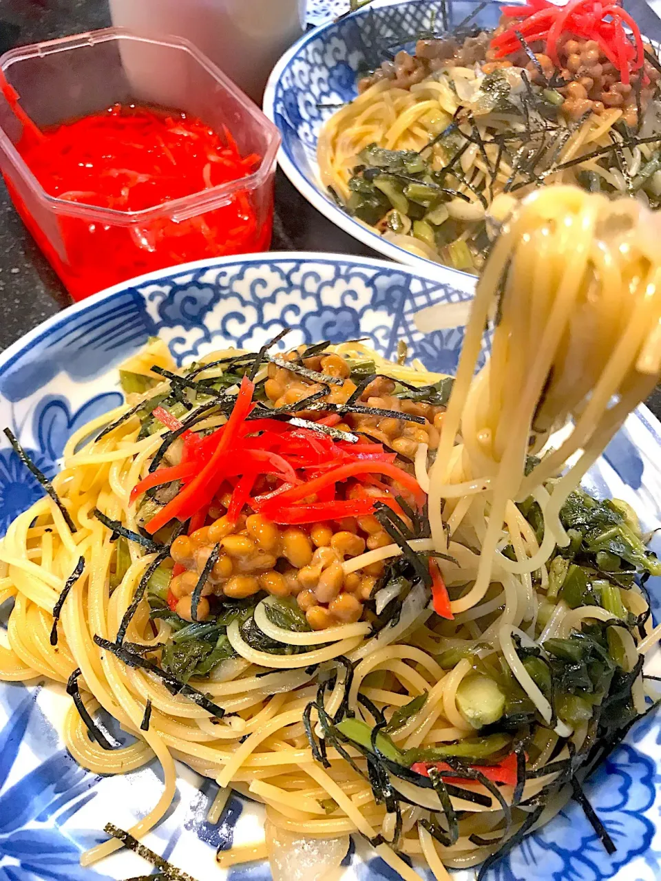 熊本阿蘇から届いた高菜漬けと納豆入れてパスタ🍝|シュトママさん