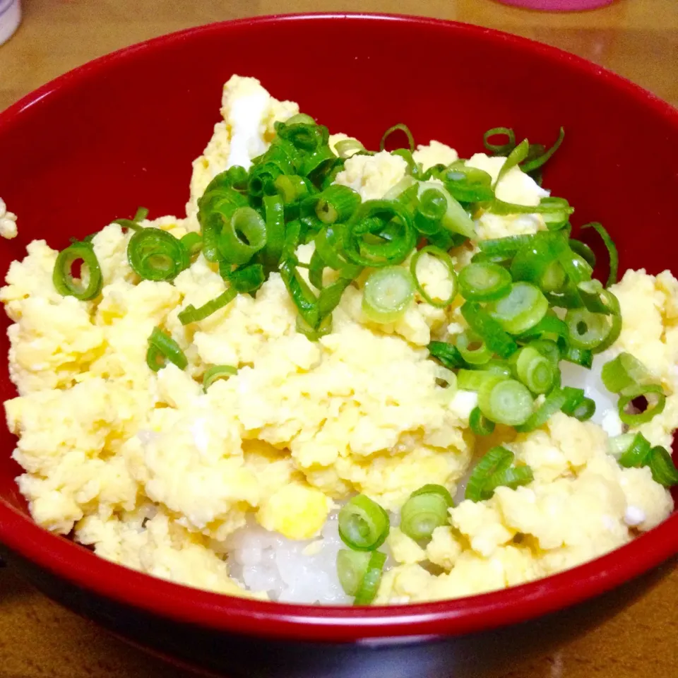 出汁炒り玉子丼✨レンジで2分👍🏻だょ〜🤗💕#手抜き料理|まいりさん