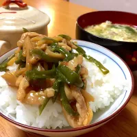 青椒肉絲と小松菜と椎茸のかき玉中華スープ|hijikinさん