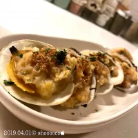 Snapdishの料理写真:ホンビノス貝のパン粉焼き