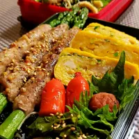 Snapdishの料理写真:#わが家の働く男弁当
☆アスパラ肉巻き弁当☆|kimikimikitchenさん