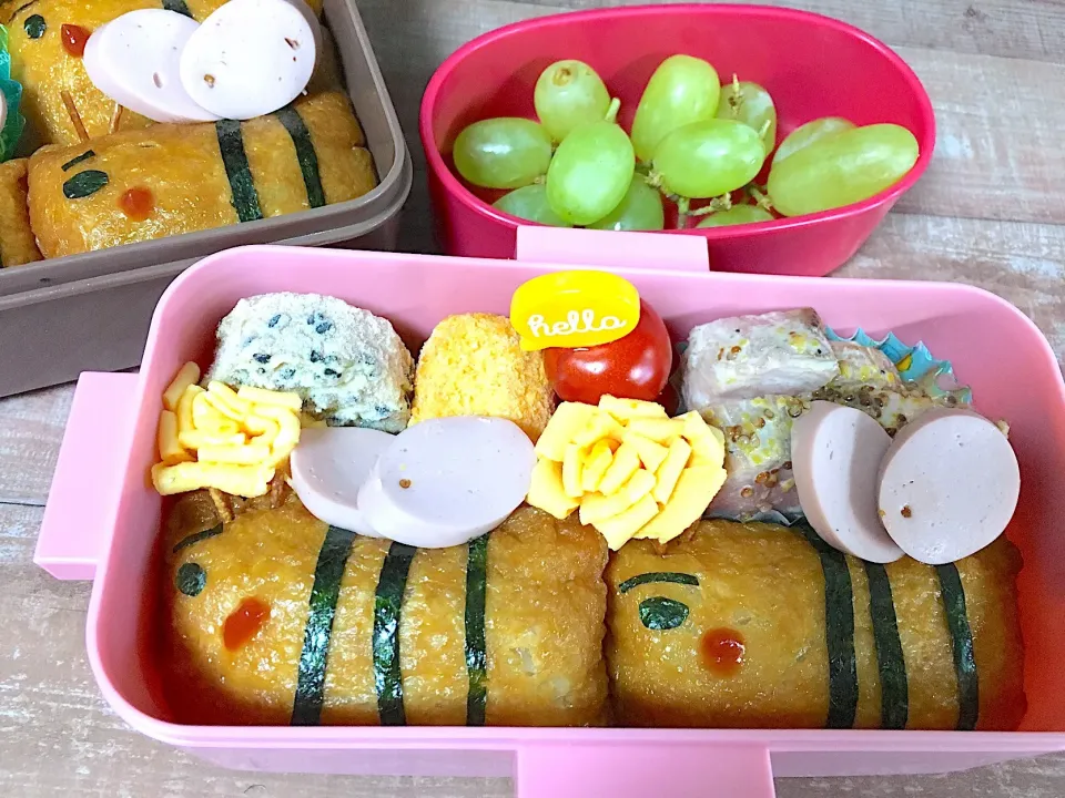 Snapdishの料理写真:ミツバチ稲荷弁当
 #学童弁当  #お弁当  #娘弁当  #春休み  #春休み弁当  #自分弁当  #いなり寿司弁当  #いなり寿司  #みつばち|こむぎさん