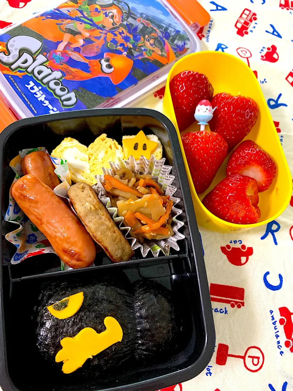 手作り♡息子のお弁当。
#キャラ弁#のつもり（笑）|mari♡（もも(*´∀｀*)♪）さん