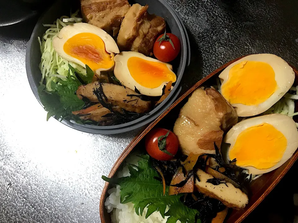 Snapdishの料理写真:豚の角煮と煮卵とひじきのお弁当|ひつじさん