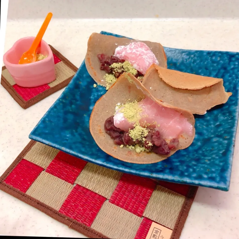 Snapdishの料理写真:*♬そば粉のクレープ / 求肥と粒あん♬|ぷらっとさん