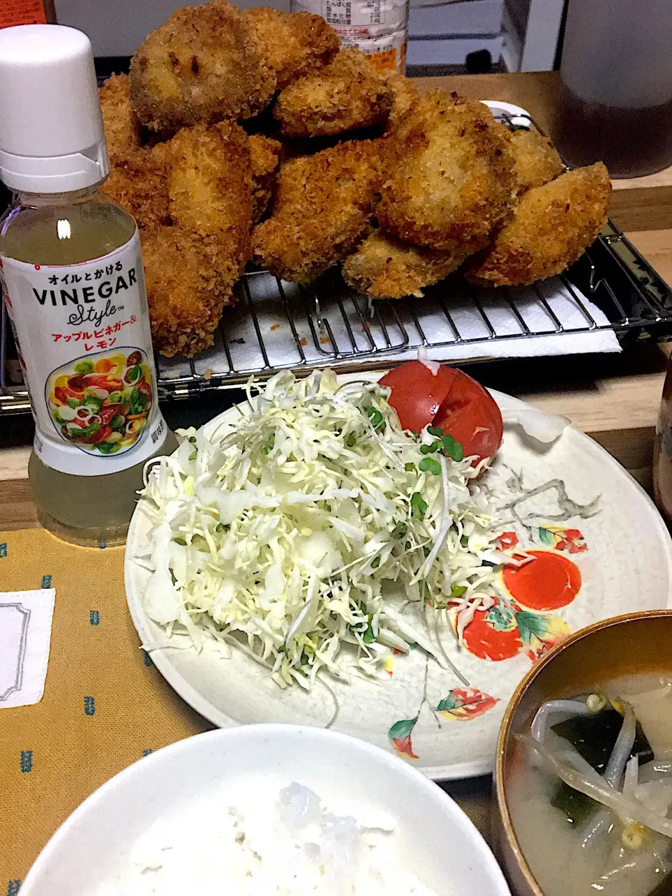 #オイルとかけるvineger  #ミツカン  #お夕飯 

4.2 お夕飯は、ヒレカツ。さっぱりとビネガーでいただきました😋|renharuruさん