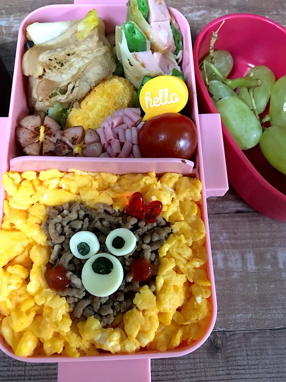 そぼろ弁当
  #春休み弁当  #春休み  #娘弁当  #お弁当  #学童弁当  #キャラ弁 #くま #そぼろご飯|こむぎさん