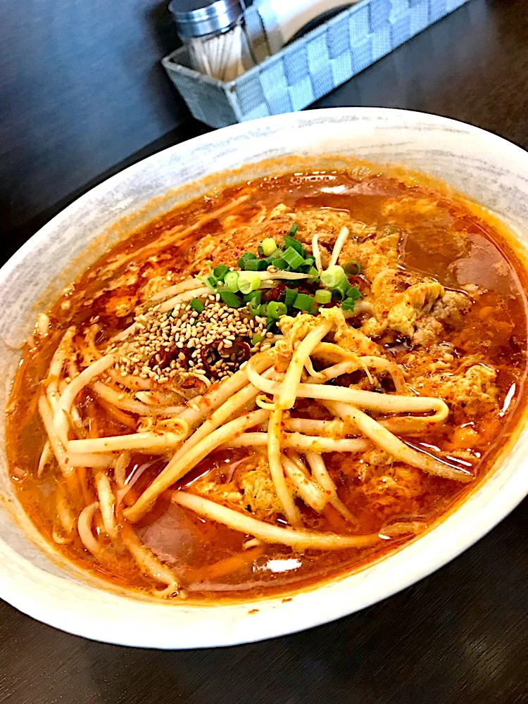 Snapdishの料理写真:✨漢の激辛卵とじラーメン🍜✨|中さんさん