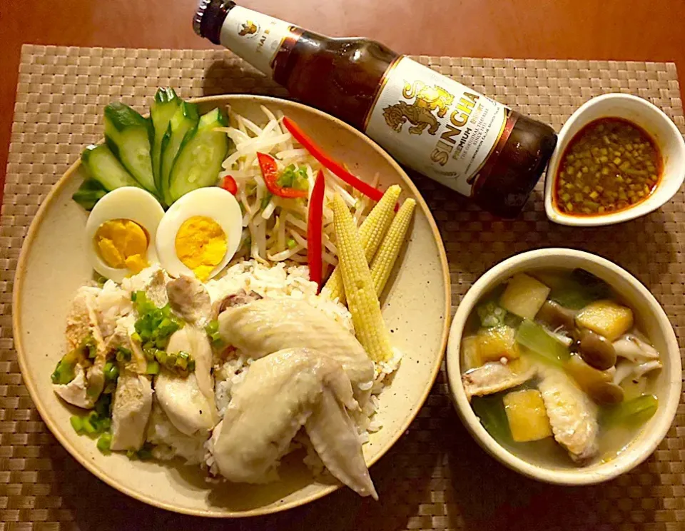 Snapdishの料理写真:Today's Dinner🍴Hainanese chicken rice&soup🐣海南鶏飯<ｼﾝｶﾞﾎﾟｰﾙﾁｷﾝﾗｲｽ& お野菜たっぷりとろみｽｰﾌﾟ>|🌈Ami🍻さん