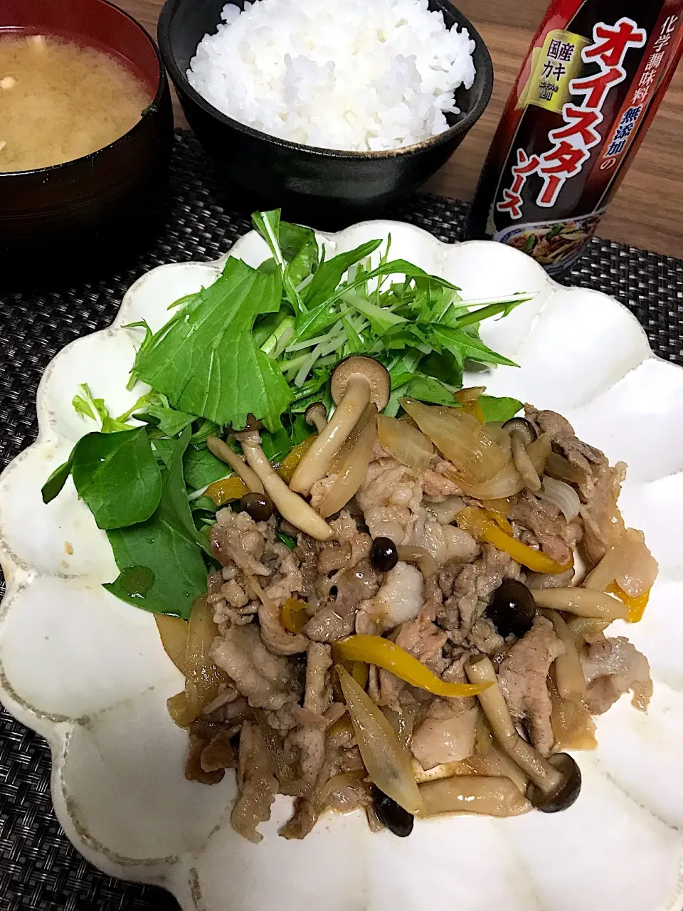 豚肉と野菜とキノコのWソース炒め #ユウキ食品 様のオイスターソース使用💫|Aya.SanSun☺︎さん