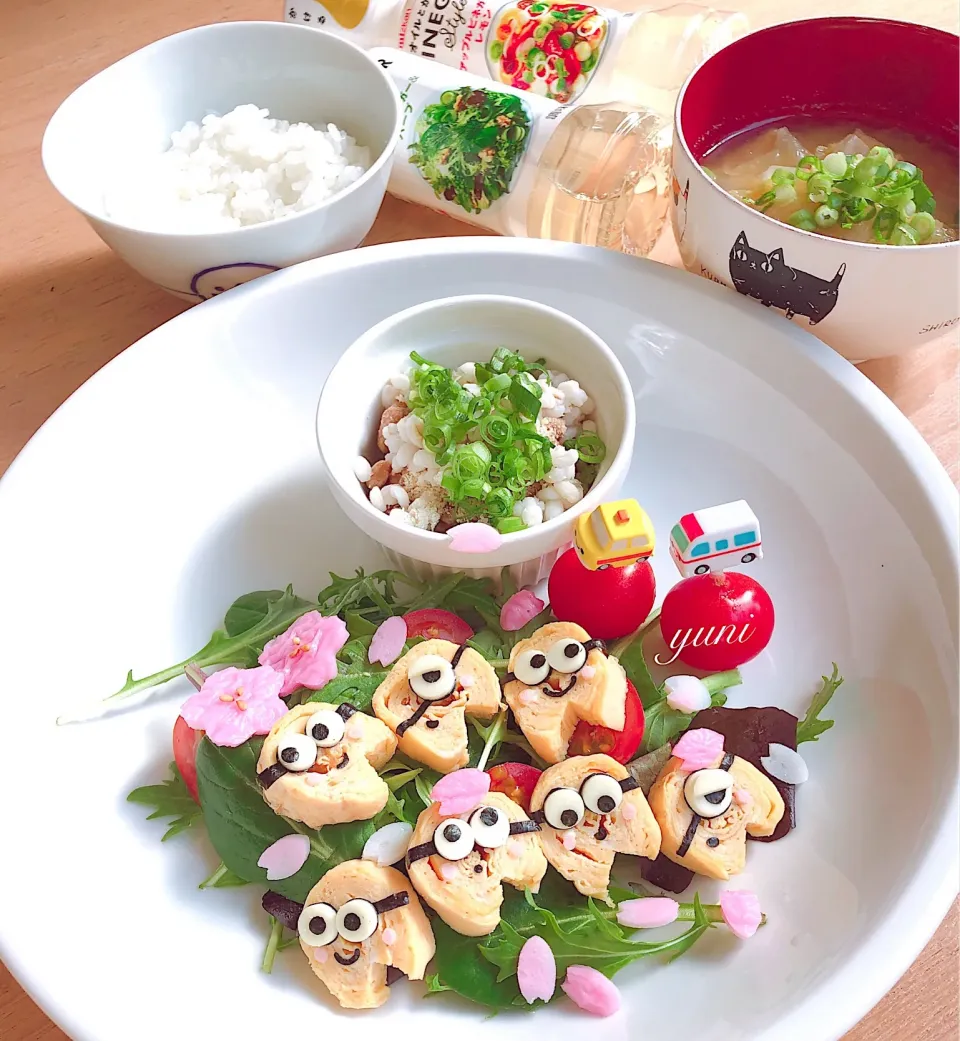 Snapdishの料理写真:ミニオン🎏鯉のぼり🥗サラダ|🌸yuni🌸さん