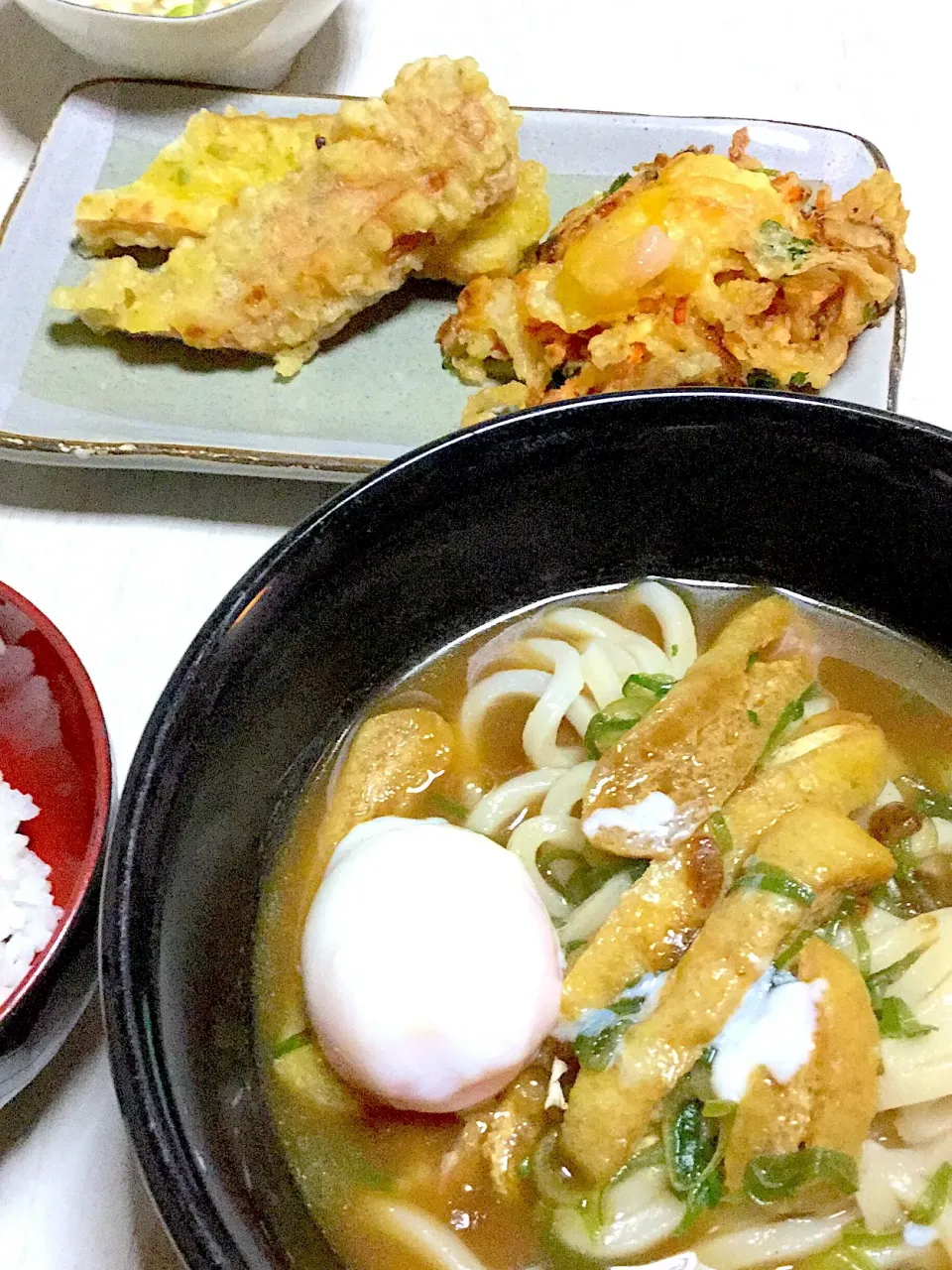 ちくわと野菜のかき揚げ、温玉カレーうどん〜炭水化物祭り|Ayaさん