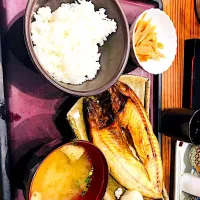 Snapdishの料理写真:鯖の塩焼き|snsnsnsnsnさん