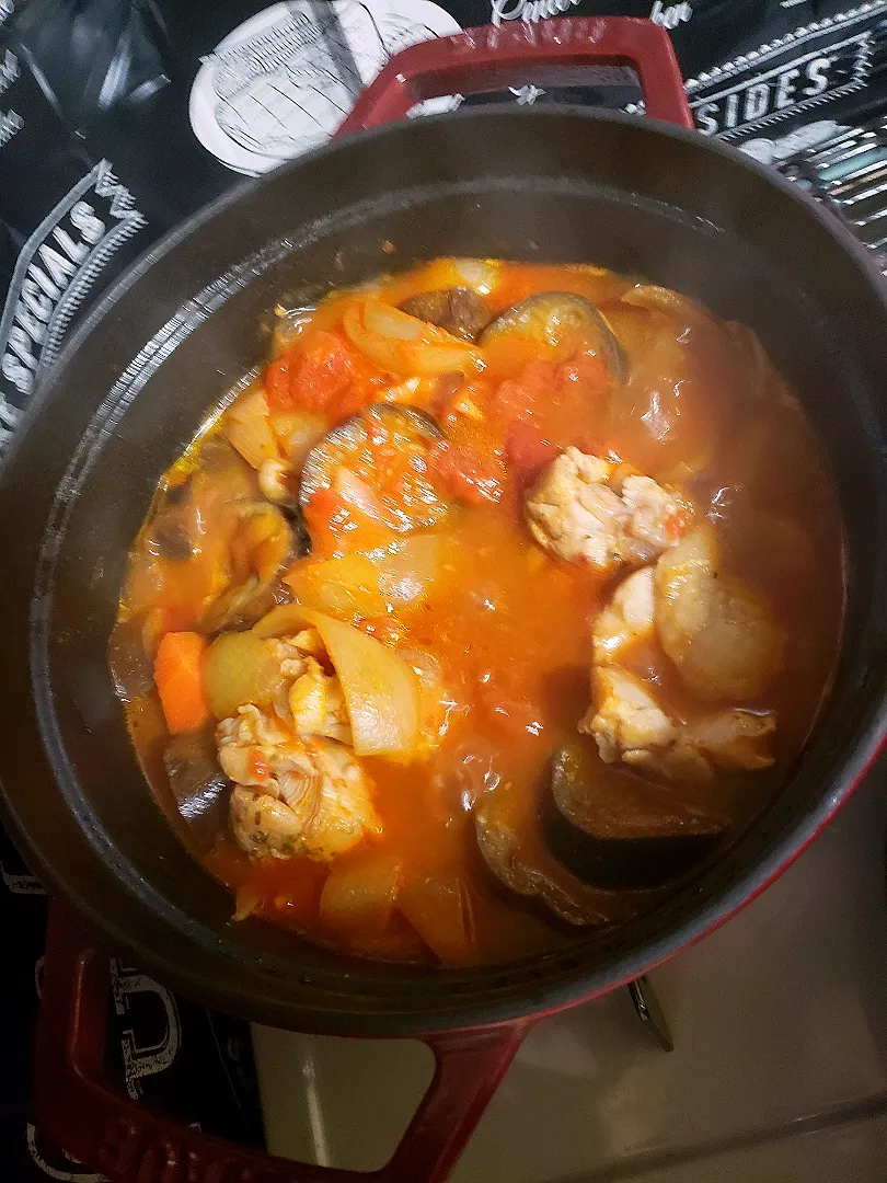 ストウブでお野菜たっぷりチキントマト煮🍅|noririnkoさん