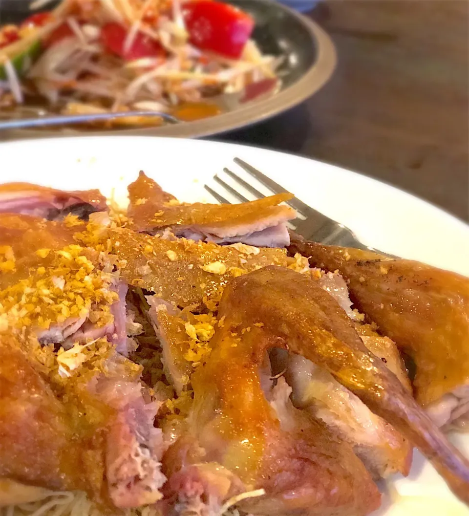 Dry- Grilled chicken with herb @ บ้านสวนนารา Khon Kaen.|Chalinee Kalyanamitraさん