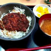 御在所SA のソースカツ丼|かんなさん